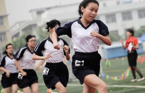 體育中考免考是要提交醫院證明還是診斷單子？